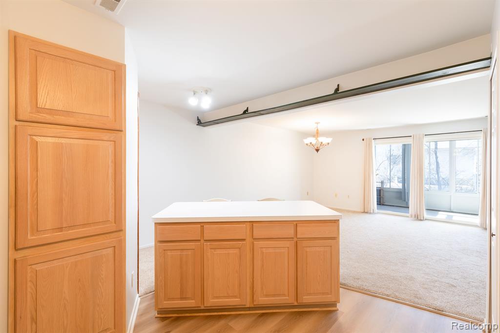 8187 GRAYS Drive, B3, Grosse Ile, MI 48138 — Photo 7