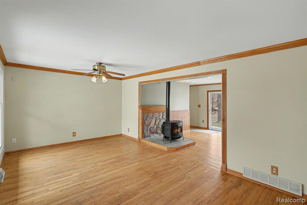 5051 Dutcher Road, Howell, MI 48843 — Photo 3