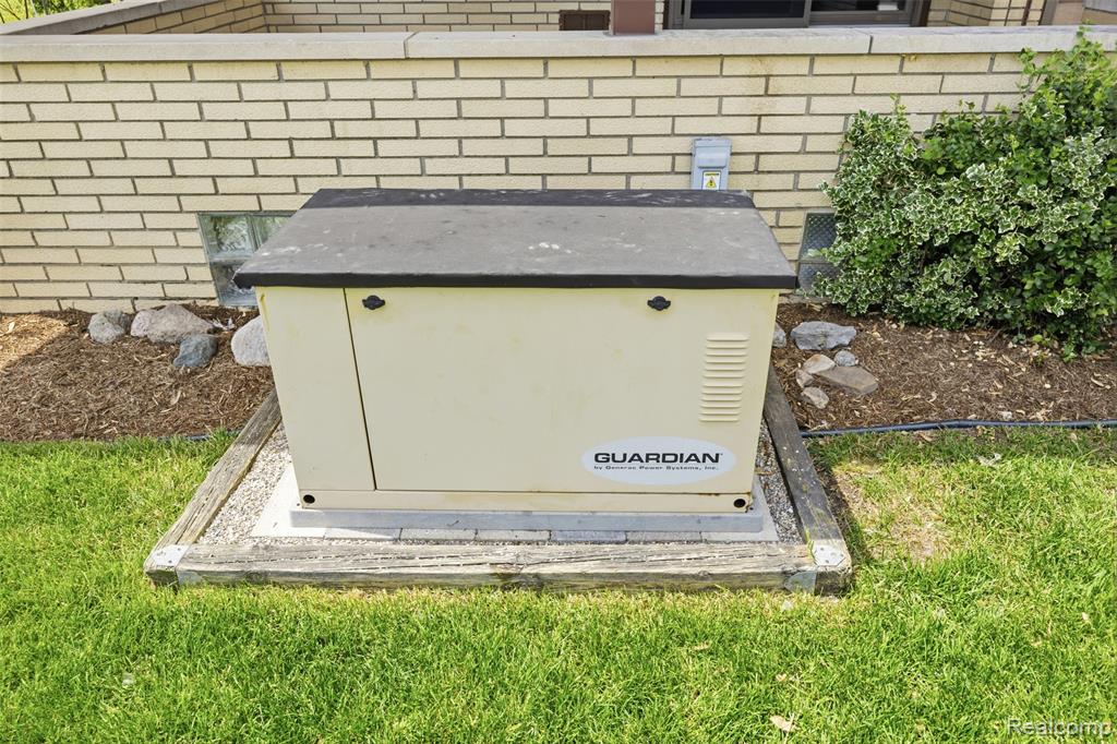 6532 Rockdale Street, Dearborn Heights, MI 48127 — Photo 30