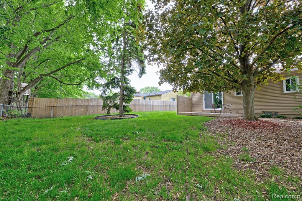 42428 Greenbrier Lane, Clinton Twp, MI 48038 — Photo 50