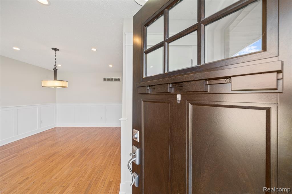 43685 Yorktown Street, Canton, MI 48188 — Photo 5