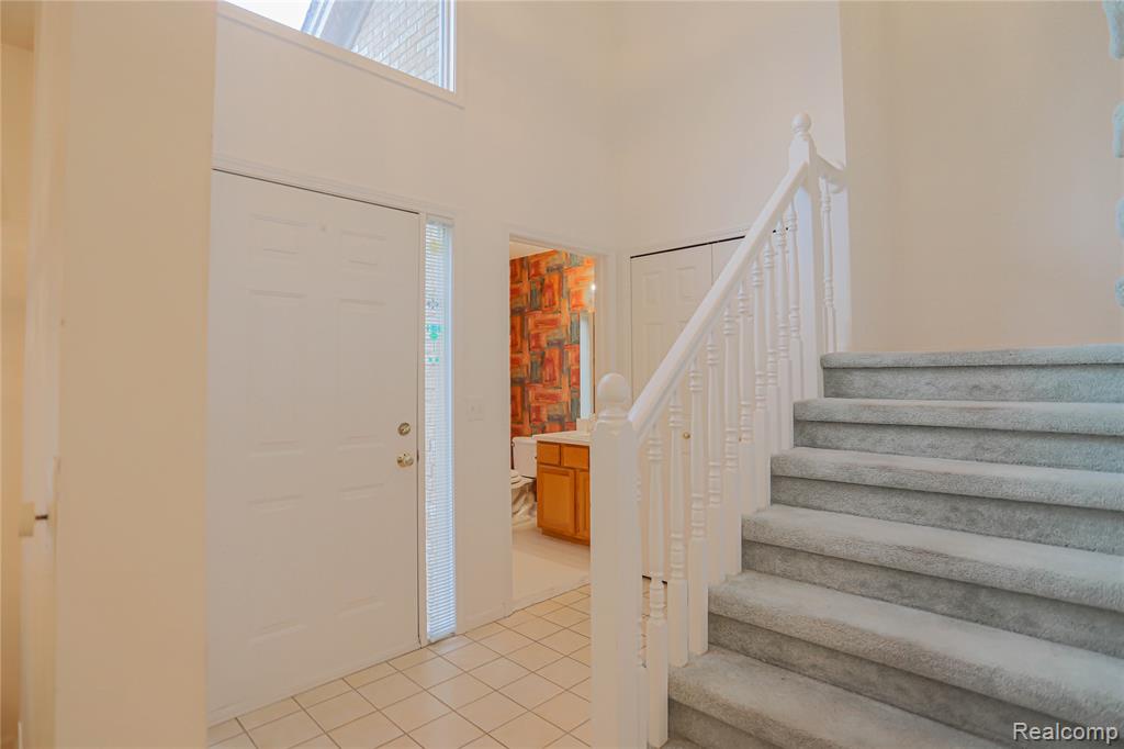 16768 Pearlcreek Court N, Macomb, MI 48042 — Photo 6