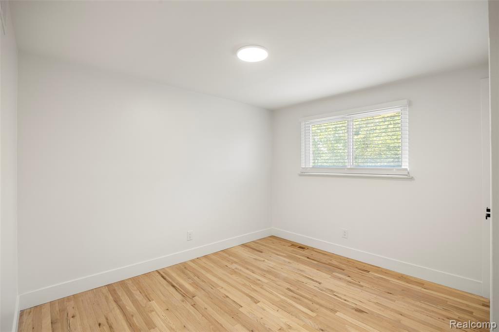 14631 Labelle Street, Oak Park, MI 48237 — Photo 18