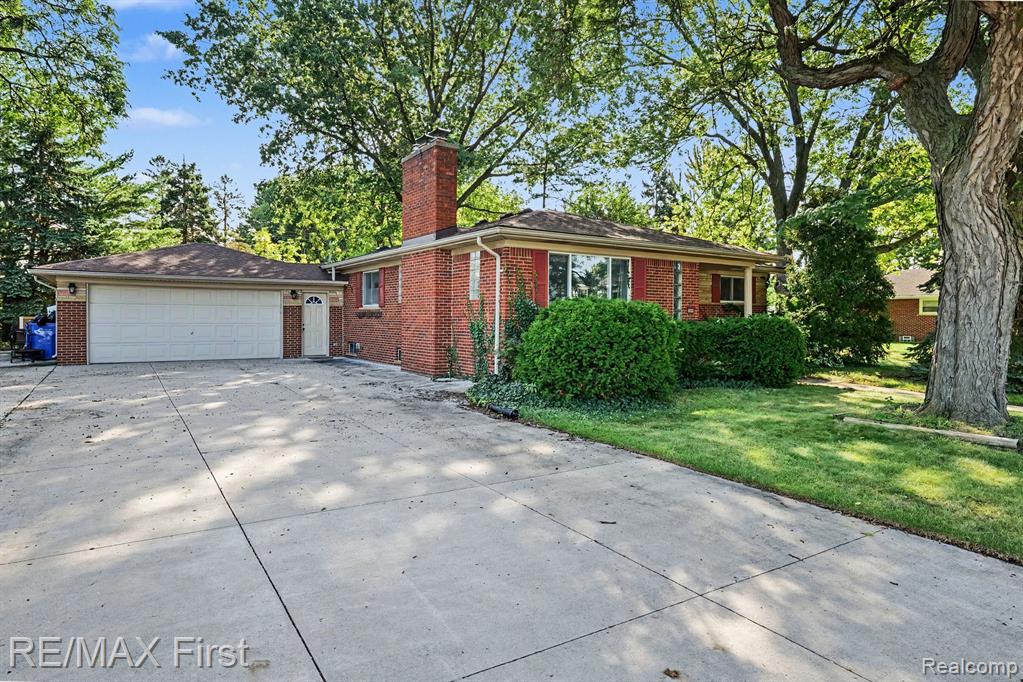 30640 Lorraine Avenue, Warren, MI 48093
