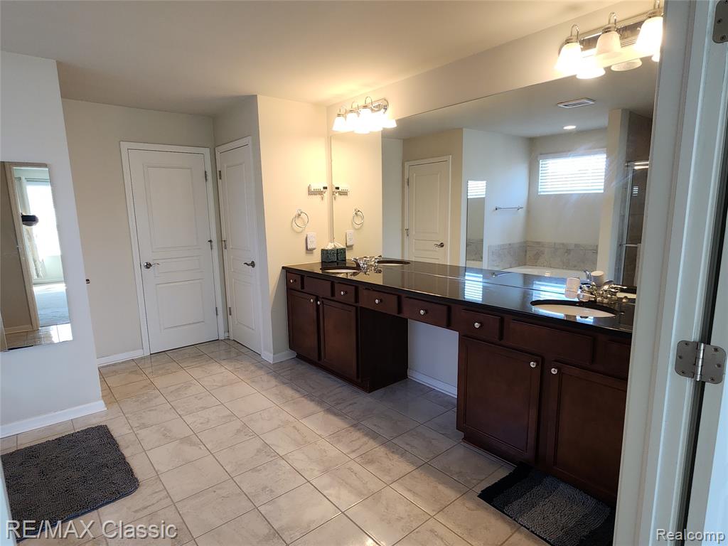5887 Northford, Canton, MI 48187 — Photo 33