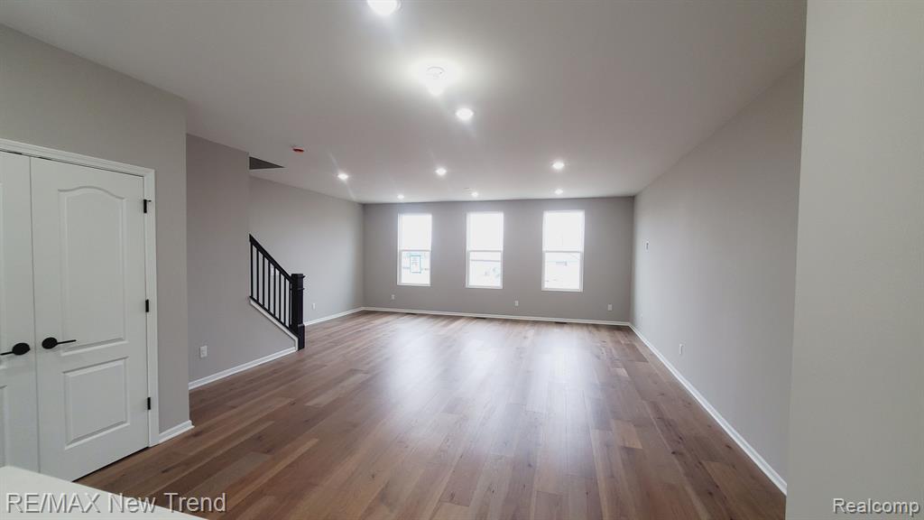 43099 Atwood Avenue, Novi, MI — Photo 11