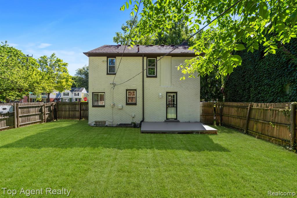14257 Artesian Street, Detroit, MI 48223 — Photo 37