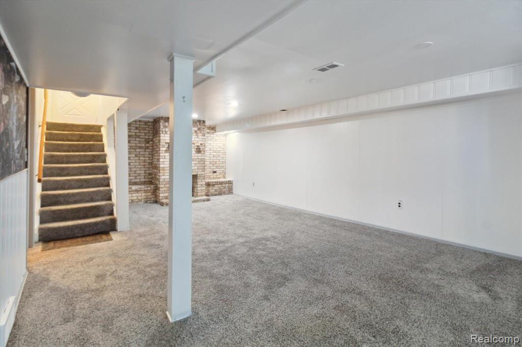 6918 Gilman Street, Garden City, MI — Photo 10