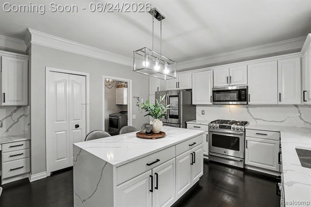 4575 Northridge Court, West Bloomfield, MI 48323 — Photo 34