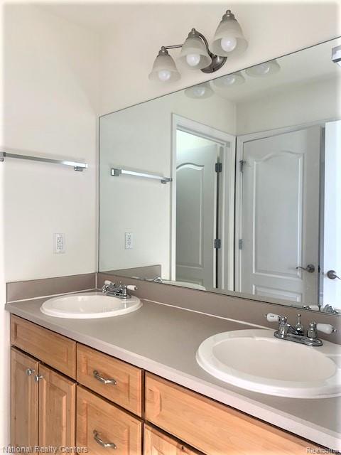 41593 CUMMINGS Lane, Novi, MI — Photo 17
