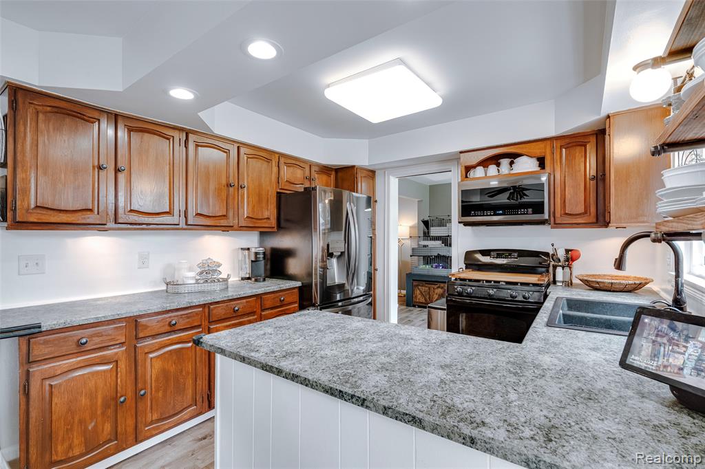 6848 Chadwick Drive, Canton, MI 48187 — Photo 13