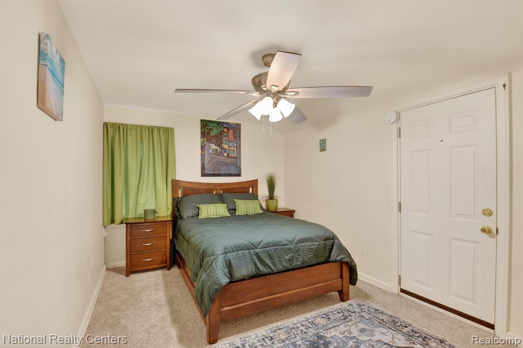 3956 HARVARD Road, Detroit, MI 48224 — Photo 30