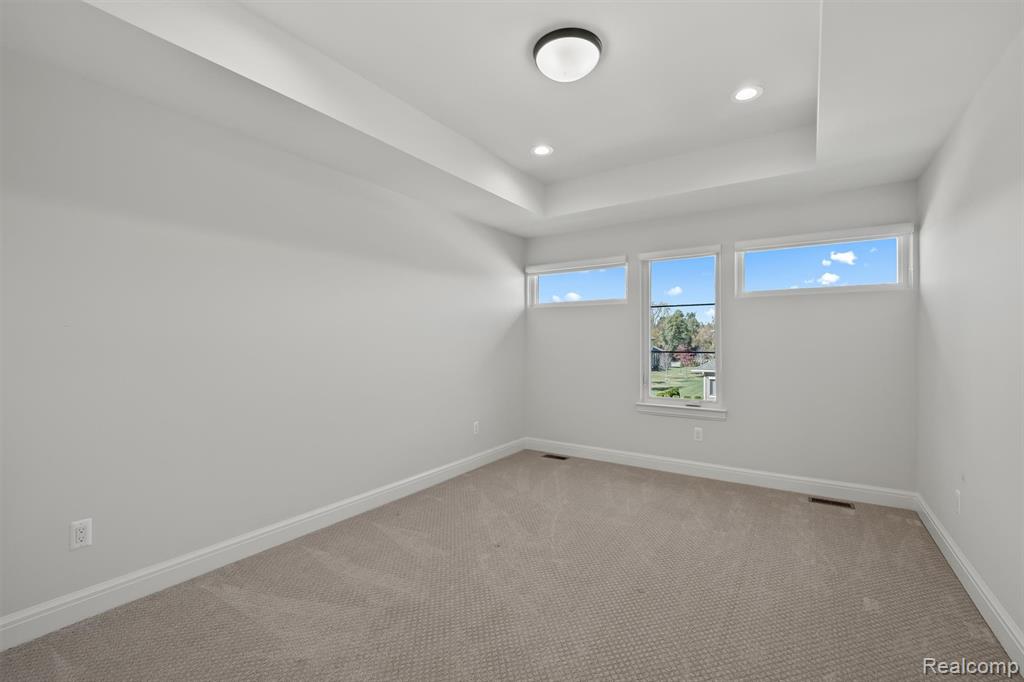 7507 Gramercy Circle Circle, West Bloomfield, MI — Photo 22