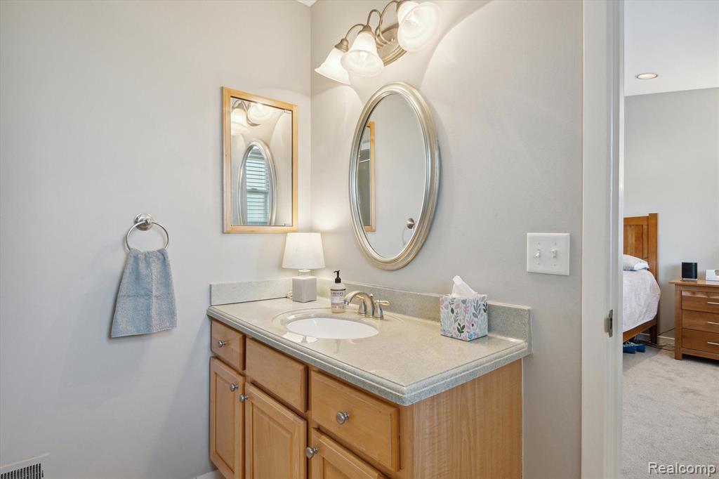 25999 PETROS Boulevard, Novi, MI — Photo 23