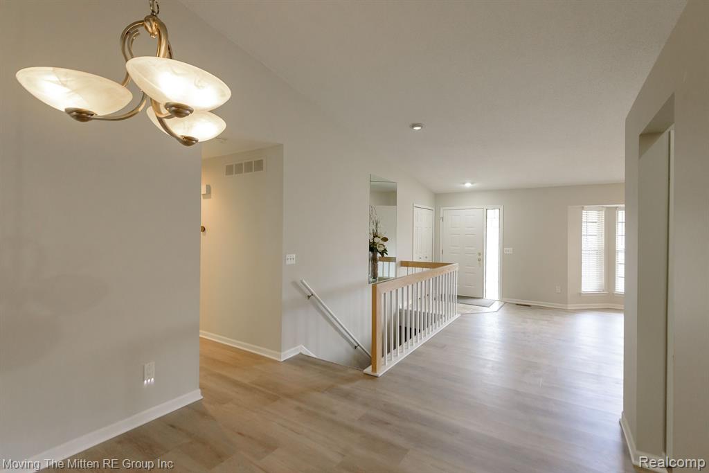 38610 BRANDMILL, Farmington Hills, MI 48331 — Photo 9
