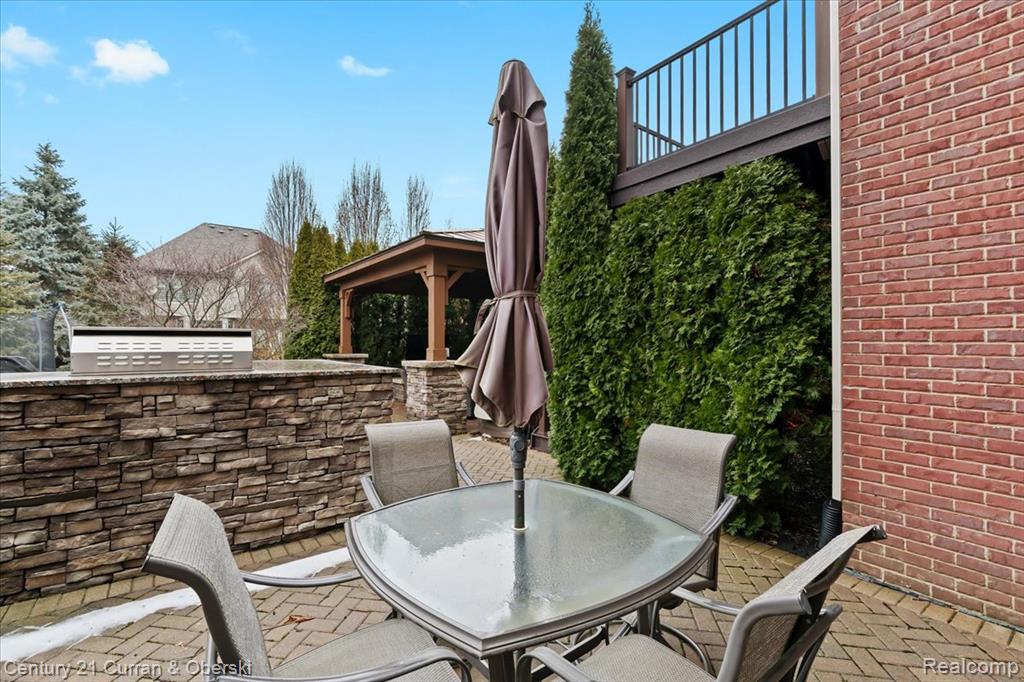46782 Merion Circle, Northville, MI 48168 — Photo 32