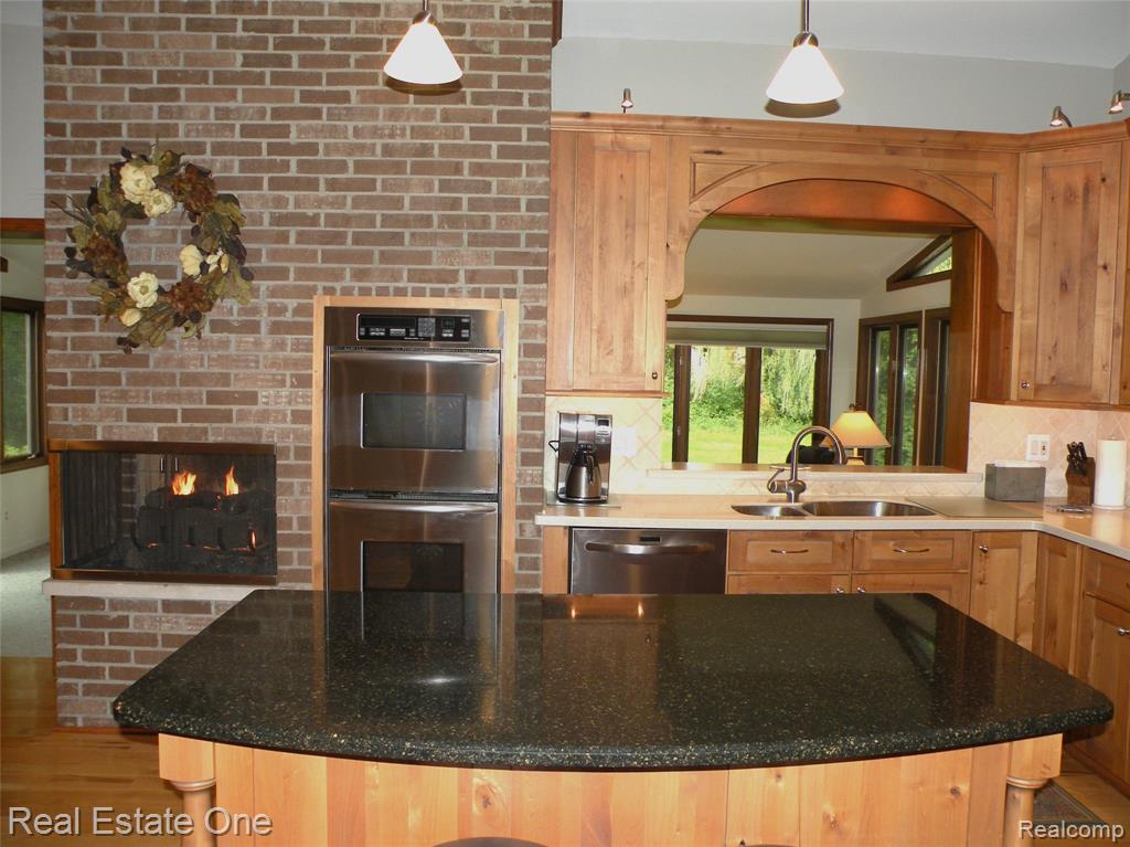 753 Medinah Drive, Rochester Hills, MI 48309 — Photo 7