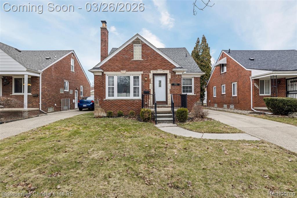 20631 Lochmoor Street, Harper Woods, MI 48225 — Photo 37