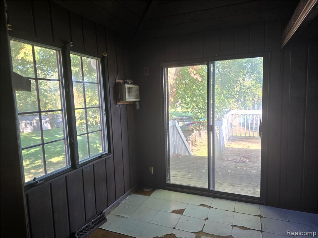 6324 Restwood, Linden, MI 48451 — Photo 12