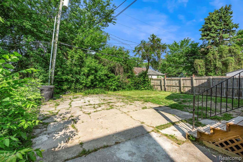 5261 Lakeview Street, Detroit, MI 48213 — Photo 40