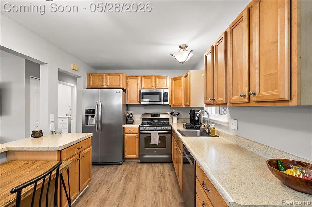 23015 Tuck Road, Farmington, MI 48336 — Photo 13