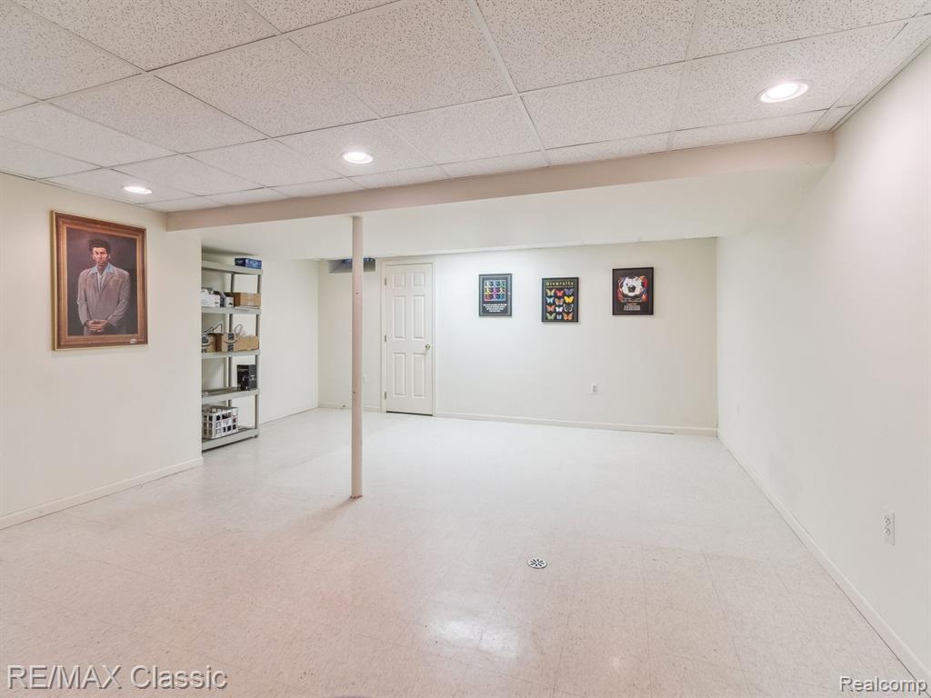 41830 PON MEADOW Drive, Northville, MI 48168 — Photo 25