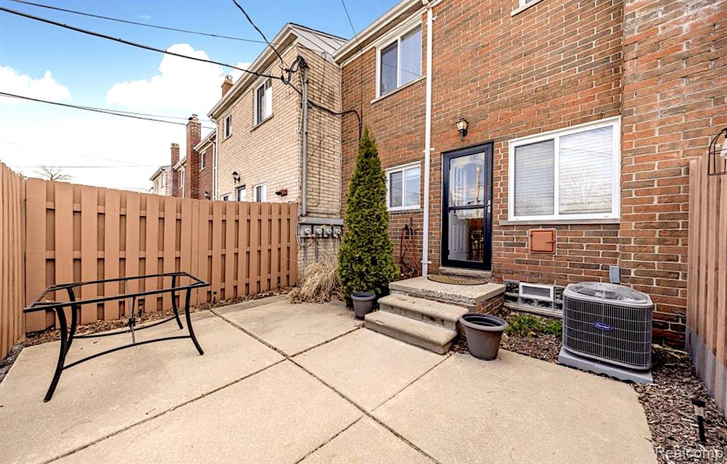 4822 Mansfield Avenue, Royal Oak, MI 48073 — Photo 13