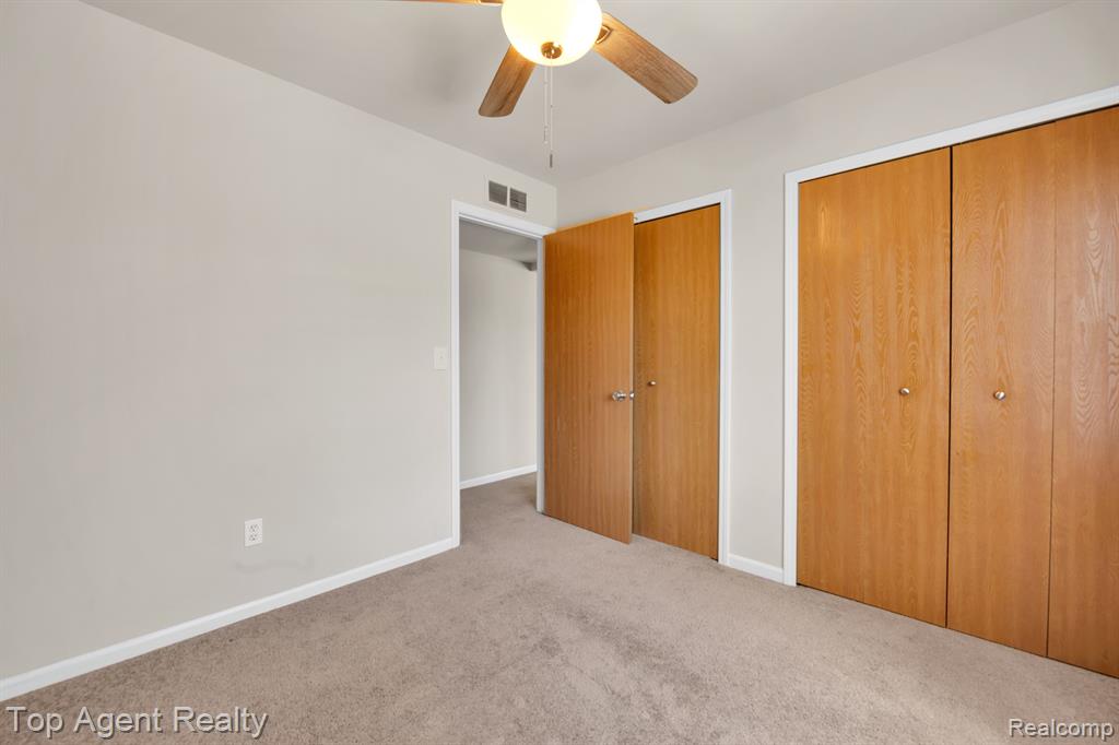 44643 CONNECTICUT Court, Clinton Twp, MI 48038 — Photo 14