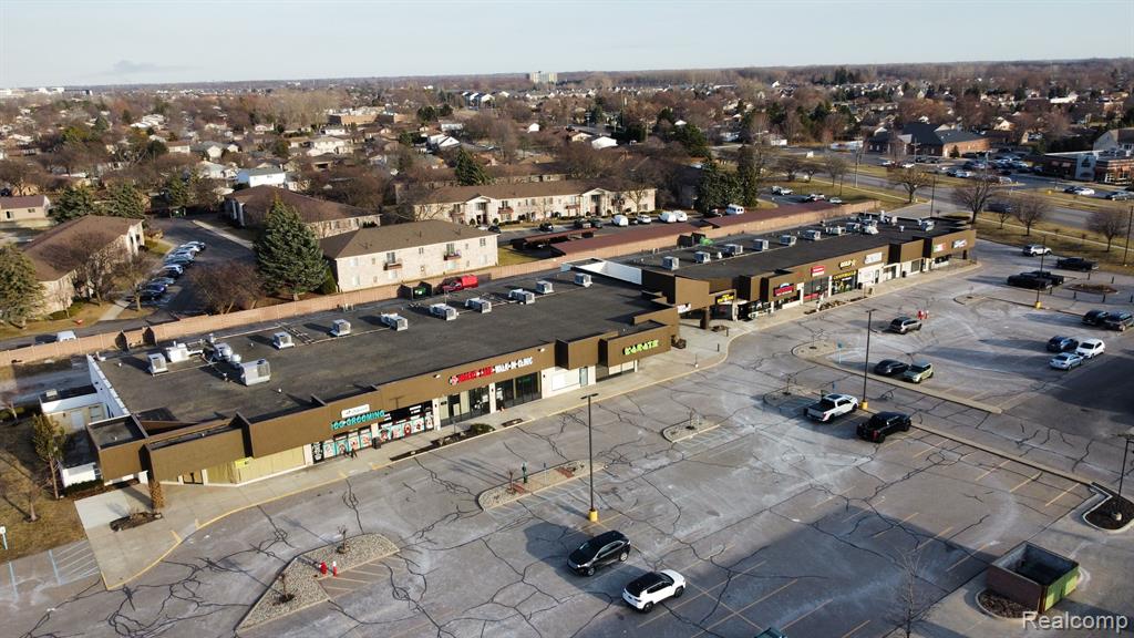 43632-43734 Schoenherr, Sterling Heights, MI 48313 — Photo 4