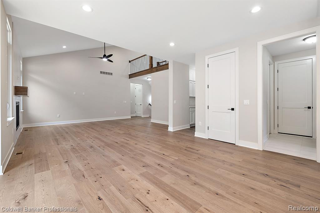8257 STONEY CREEK Drive, South Lyon, MI 48178 — Photo 18