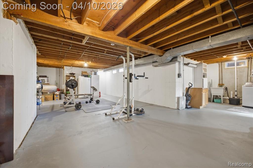 9272 Green Road, Goodrich Vlg, MI — Photo 36