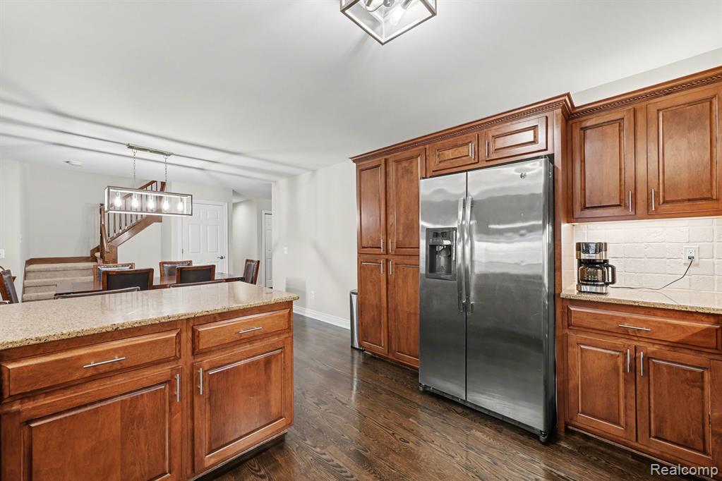 4337 Elaine Court, Utica, MI 48316 — Photo 11