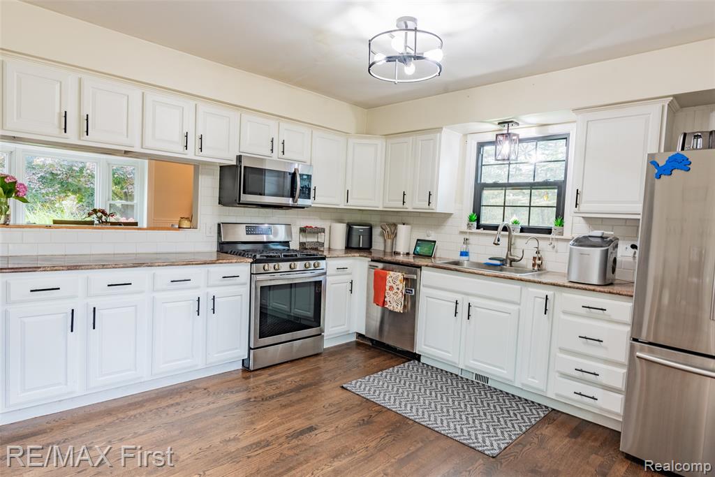 456 Loris Lane, Oxford, MI 48371 — Photo 6