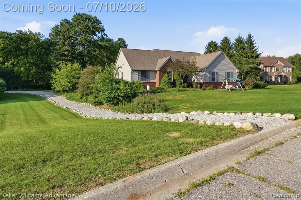 9722 Sunnywood Trail, South Lyon, MI 48178 — Photo 60
