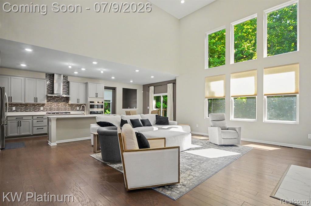 55740 Beacon Shore Drive, Utica, MI 48315 — Photo 11