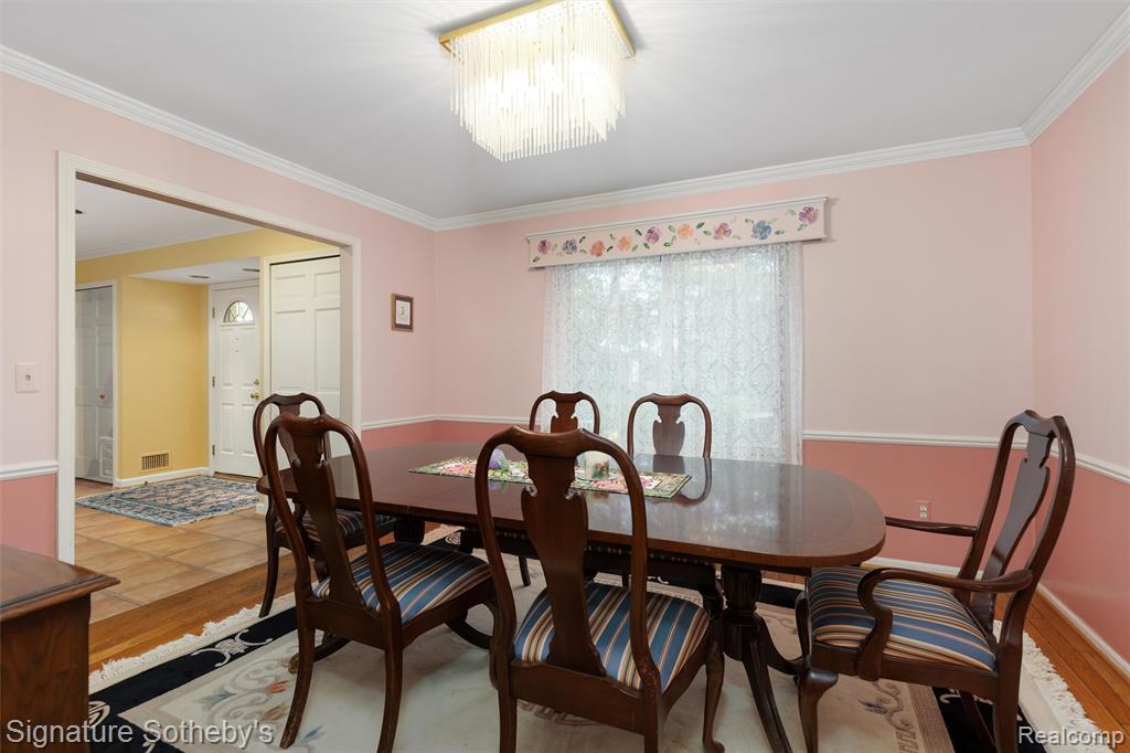 5160 Greenbriar Drive, West Bloomfield, MI 48323 — Photo 11