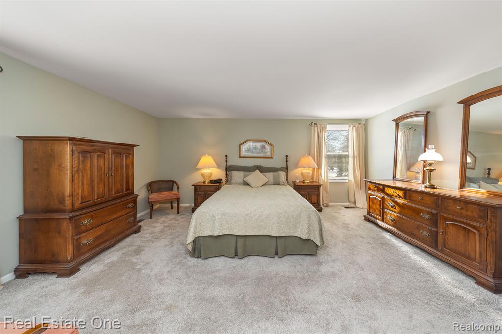 16548 Winchester Drive, Northville, MI 48168 — Photo 24