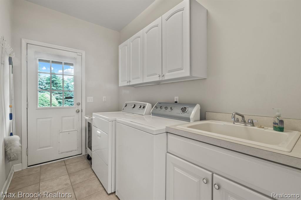 519 Hawksmoore Drive, Clarkston, MI 48348 — Photo 26