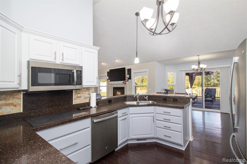 703 N Hughes Road, Howell, MI 48843 — Photo 9