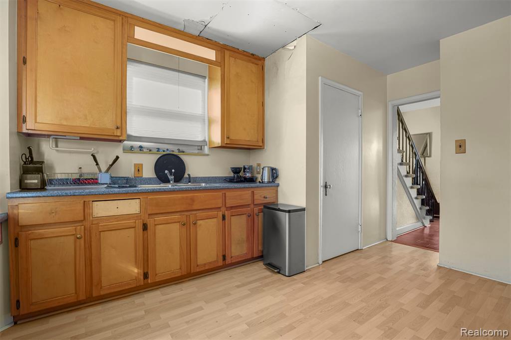 5910 Kendal Street, Dearborn, MI 48126 — Photo 18