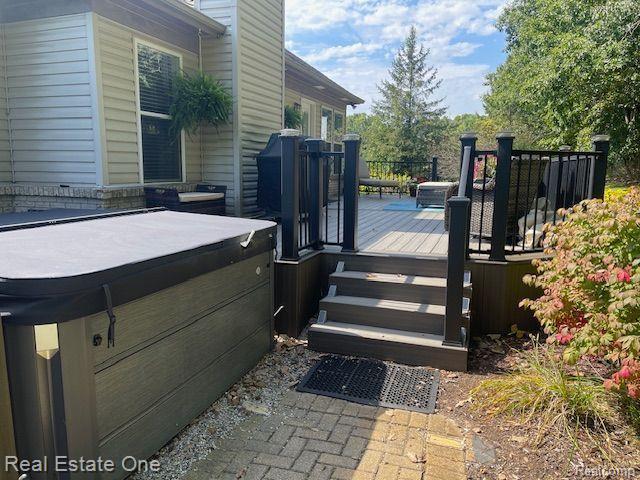 60608 S LYON Trail, South Lyon, MI 48178 — Photo 54
