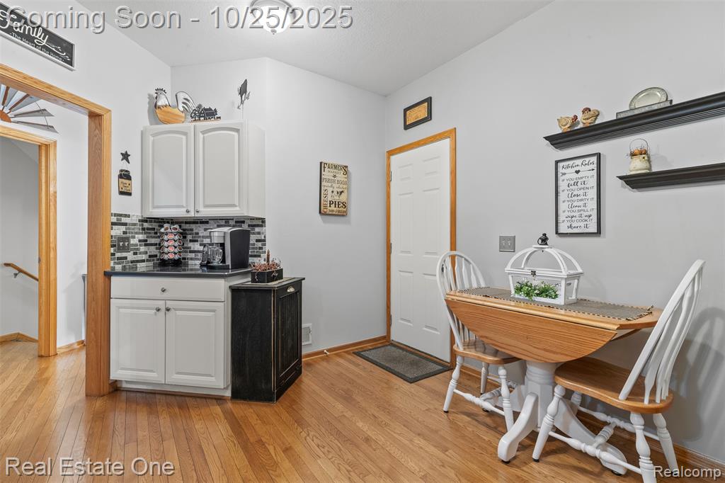 5580 Elmhurst Drive, Trenton, MI 48183 — Photo 8