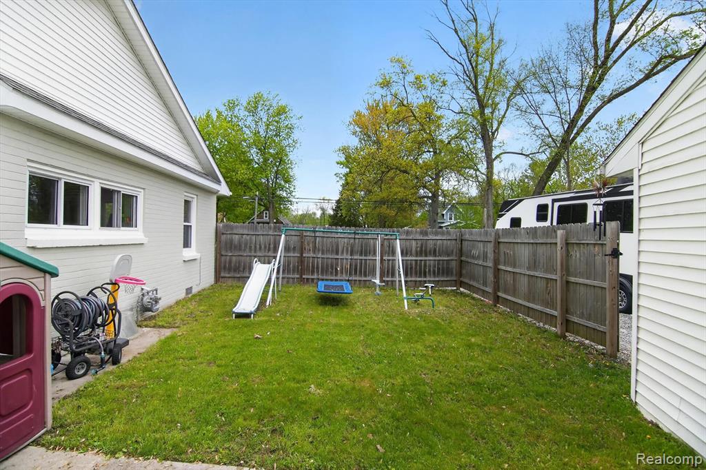 1020 Savage Road, Belleville, MI 48111 — Photo 48