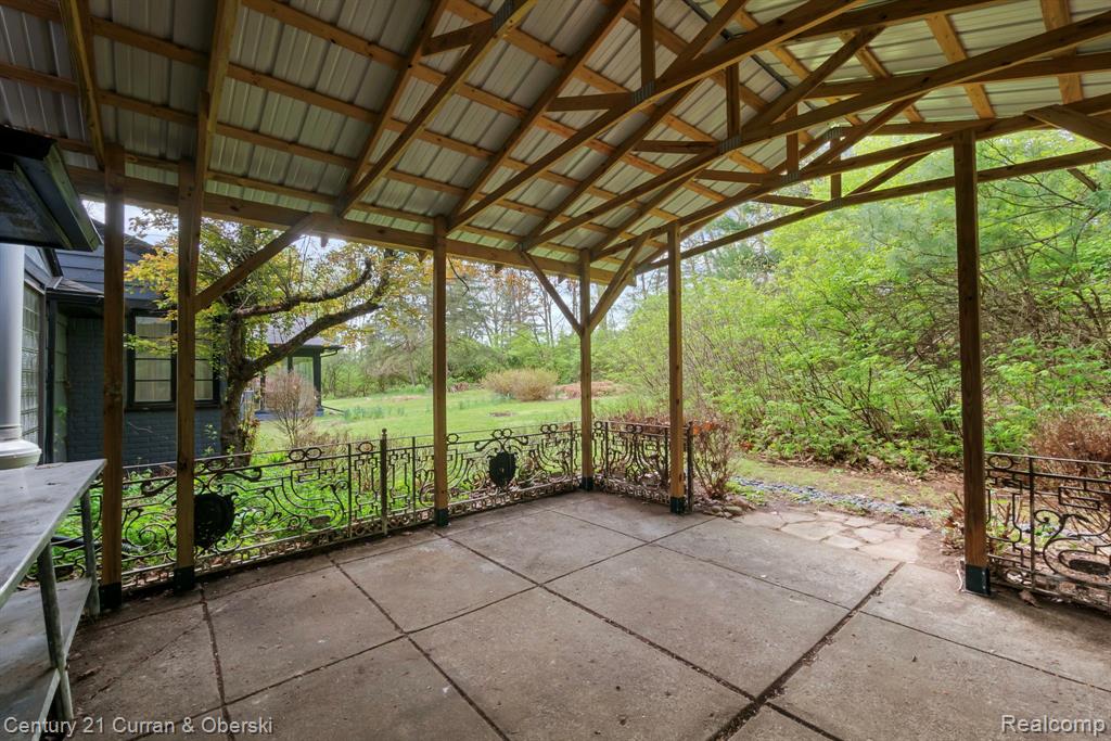 27869 Old Colony Street, Farmington, MI 48334 — Photo 46