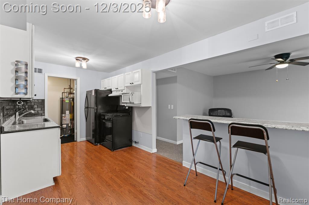 4223 Venoy Road, Wayne, MI 48184 — Photo 9