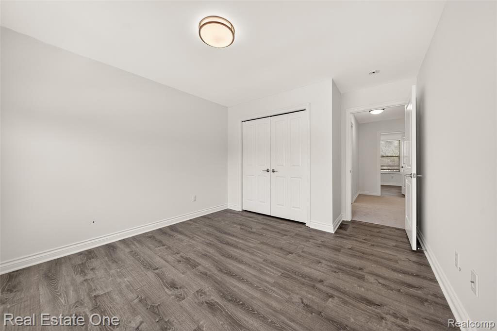 4702 Mankato Avenue, Royal Oak, MI 48073 — Photo 35