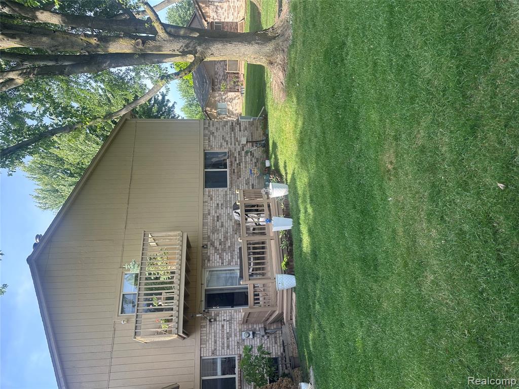 41460 Janet Circle, Clinton Twp, MI 48038 — Photo 21