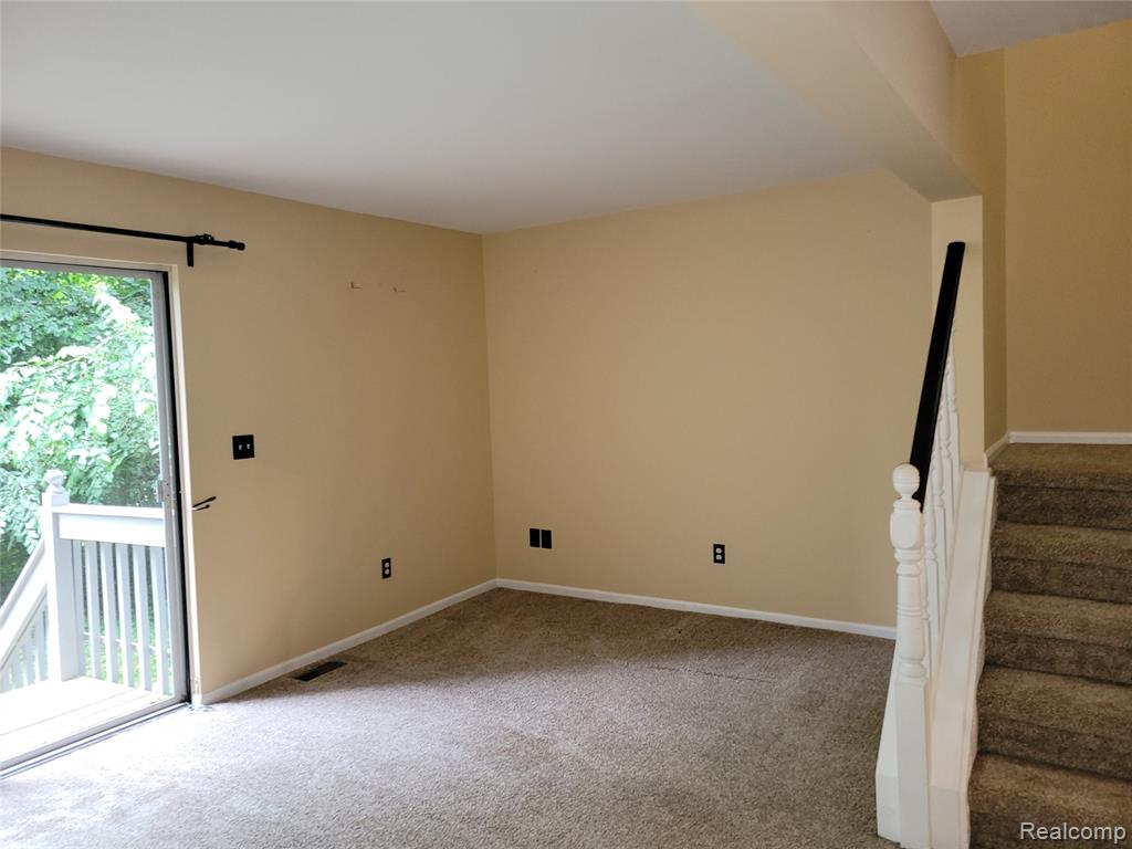 2672 Packard Street, Ann Arbor, MI 48104 — Photo 8