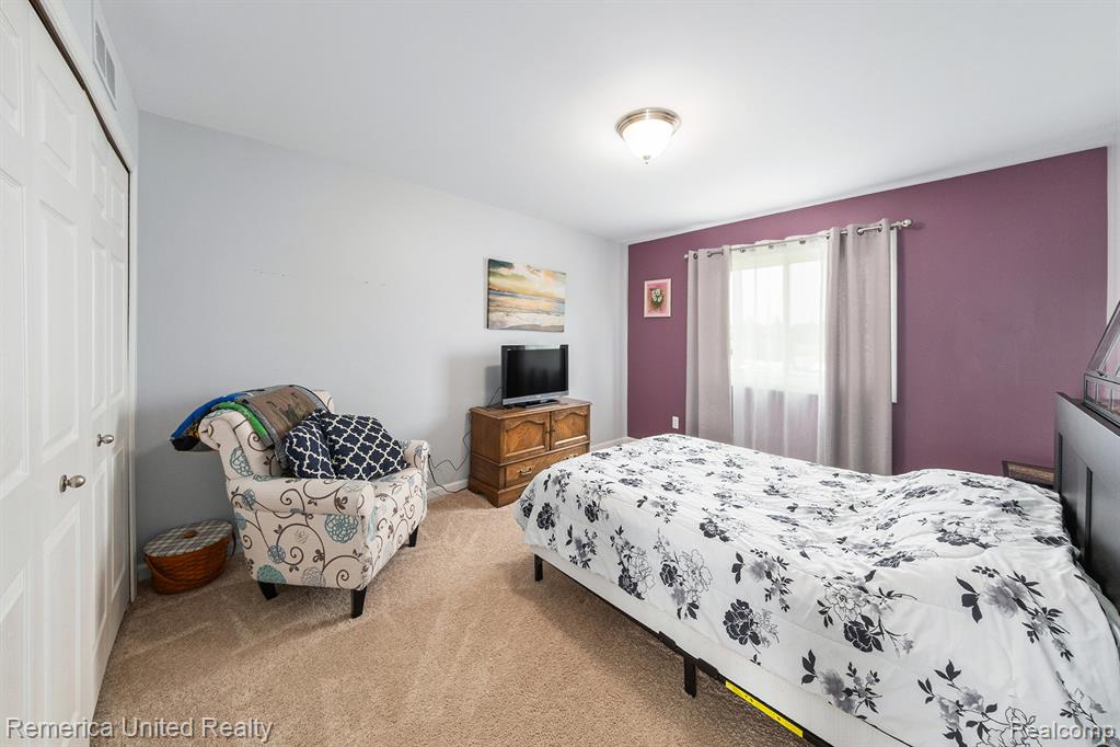 28016 Stillwater Court, South Lyon, MI 48165 — Photo 14
