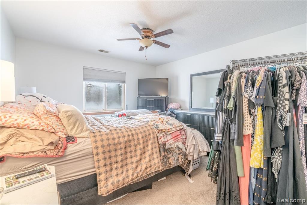 9714 Sawgrass Court, Belleville, MI 48111 — Photo 19